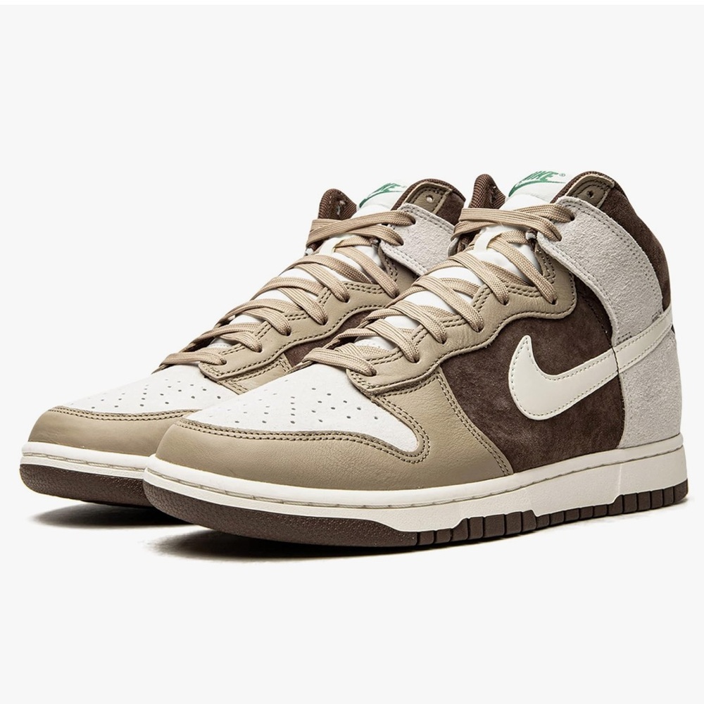 NWOT NIKE | Nike Mens Dunk High DH5348 100 Light Chocolate